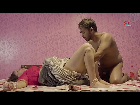 ❤️ serie web: quérote Daadi Ela ensinoulle a ter sexo cunha moza!!! ❤️ Vídeo porno en nós
