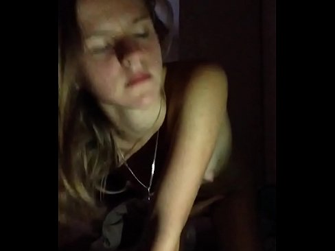 ❤️ Unha rapaza masturbanse e corre ❤️ Vídeo porno en nós